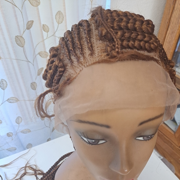 Braided wig - Picture 4 of 6